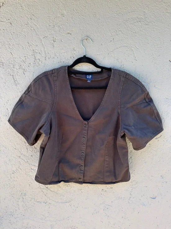 GAP Brown Button-Front V-Neck Short Sleeve Top - Picture 1 of 3